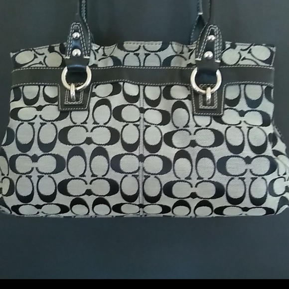 Coach Handbags - ❤️PRICE DROP!❤️Coach Black Jacguard Canvas Satchel